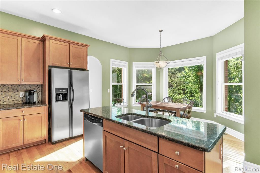 7971 RIVER RUN Drive, Brighton, MI 48116 — Photo 11