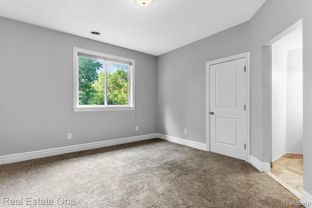7971 RIVER RUN Drive, Brighton, MI 48116 — Photo 19