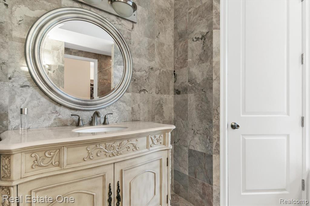 7971 RIVER RUN Drive, Brighton, MI 48116 — Photo 30