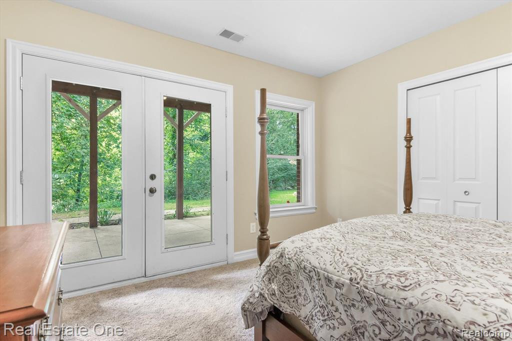 7971 RIVER RUN Drive, Brighton, MI 48116 — Photo 35