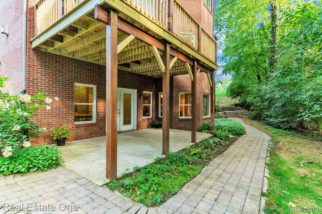 7971 RIVER RUN Drive, Brighton, MI 48116 — Photo 41