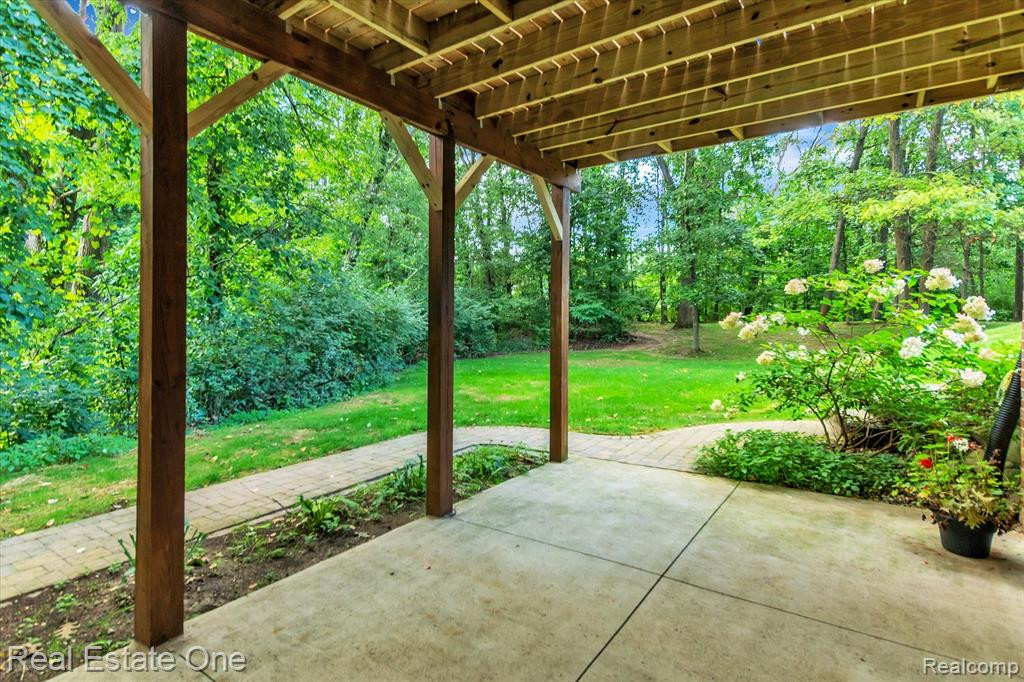 7971 RIVER RUN Drive, Brighton, MI 48116 — Photo 42