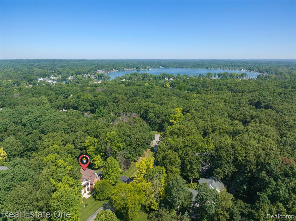 7971 RIVER RUN Drive, Brighton, MI 48116 — Photo 45
