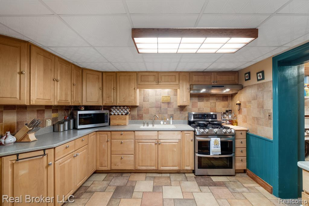 920 MUNGER Road, Holly, MI 48442 — Photo 16