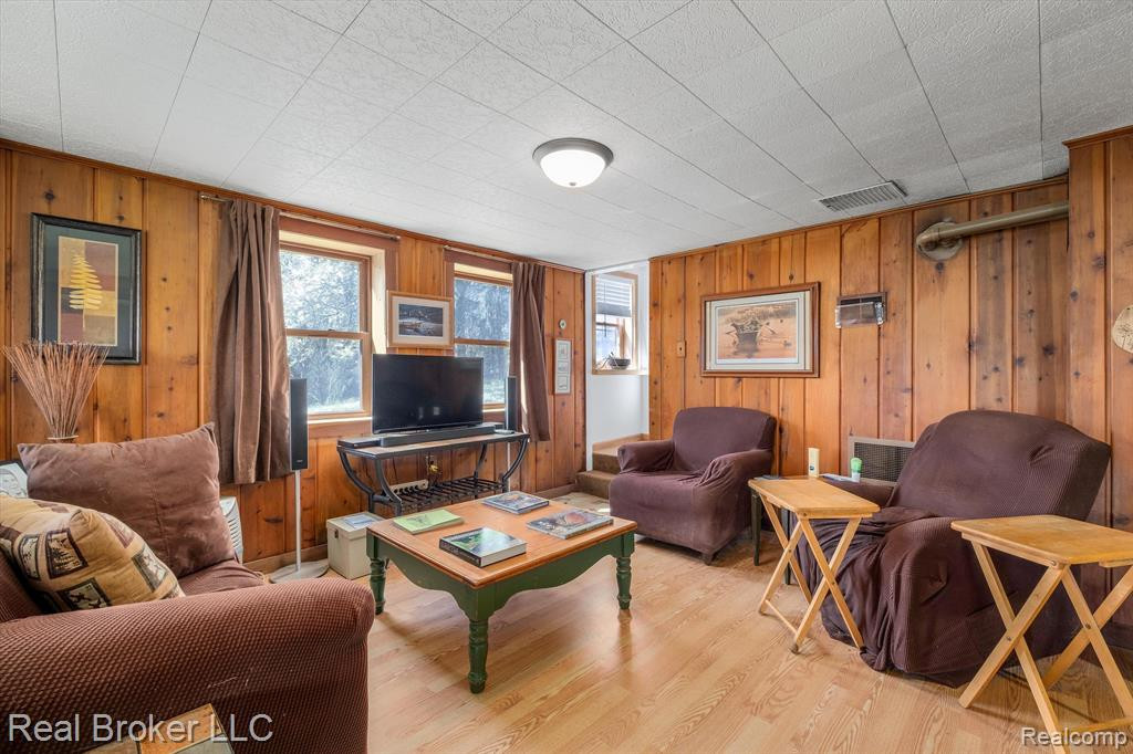920 MUNGER Road, Holly, MI 48442 — Photo 21