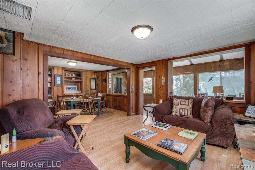 920 MUNGER Road, Holly, MI 48442 — Photo 22