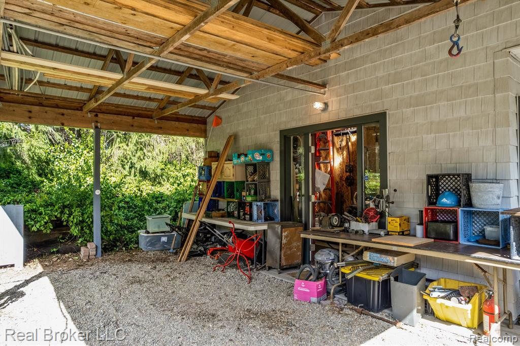 920 MUNGER Road, Holly, MI 48442 — Photo 46