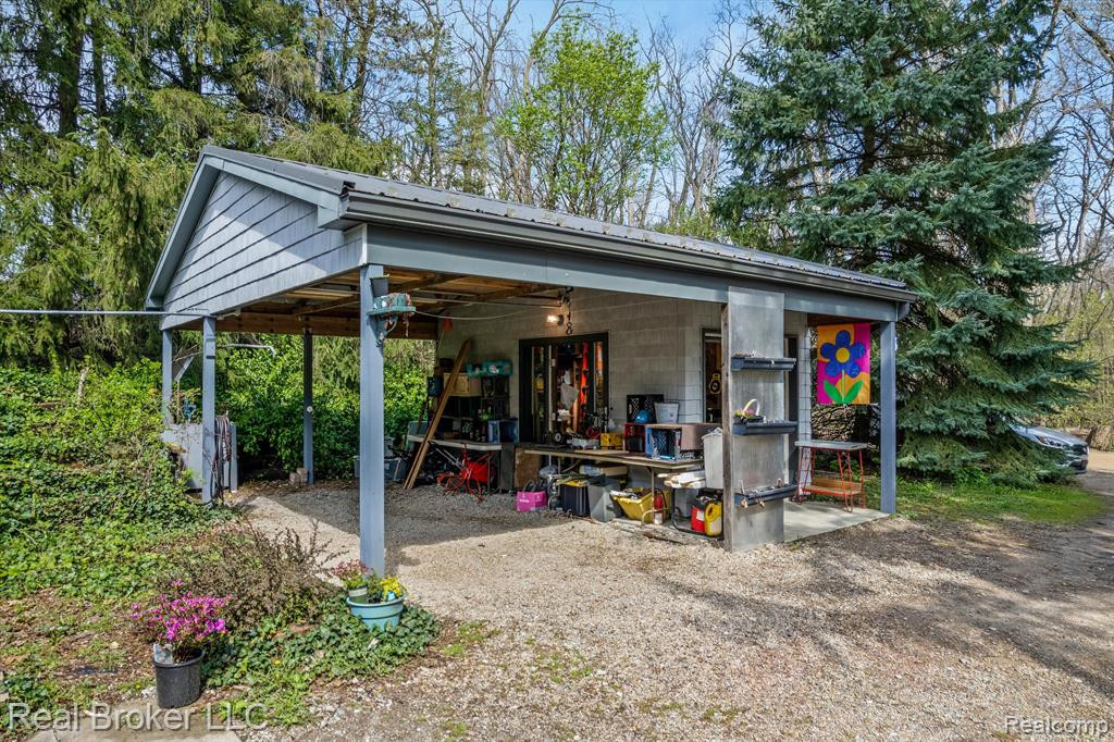 920 MUNGER Road, Holly, MI 48442 — Photo 48