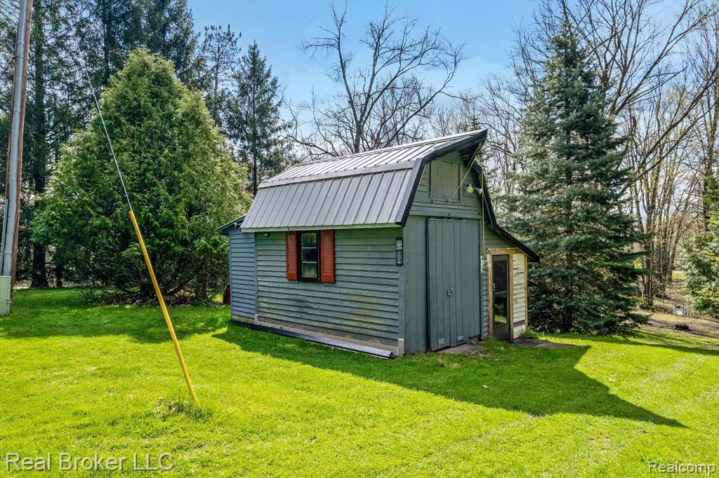 920 MUNGER Road, Holly, MI 48442 — Photo 54
