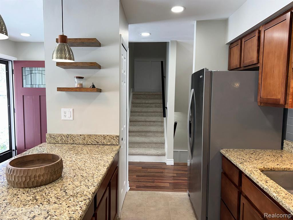 541 CARBERRY Hill, Brighton, MI 48116 — Photo 15