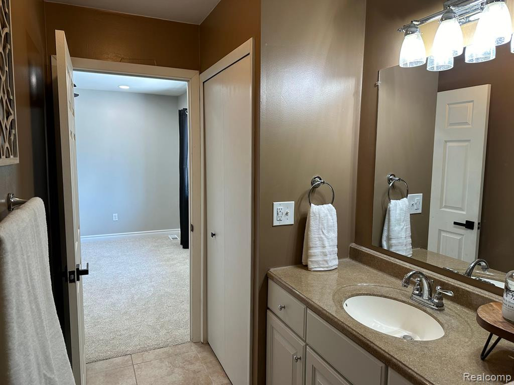 541 CARBERRY Hill, Brighton, MI 48116 — Photo 33