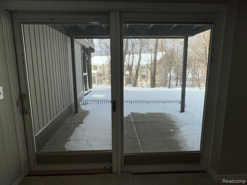 541 CARBERRY Hill, Brighton, MI 48116 — Photo 46