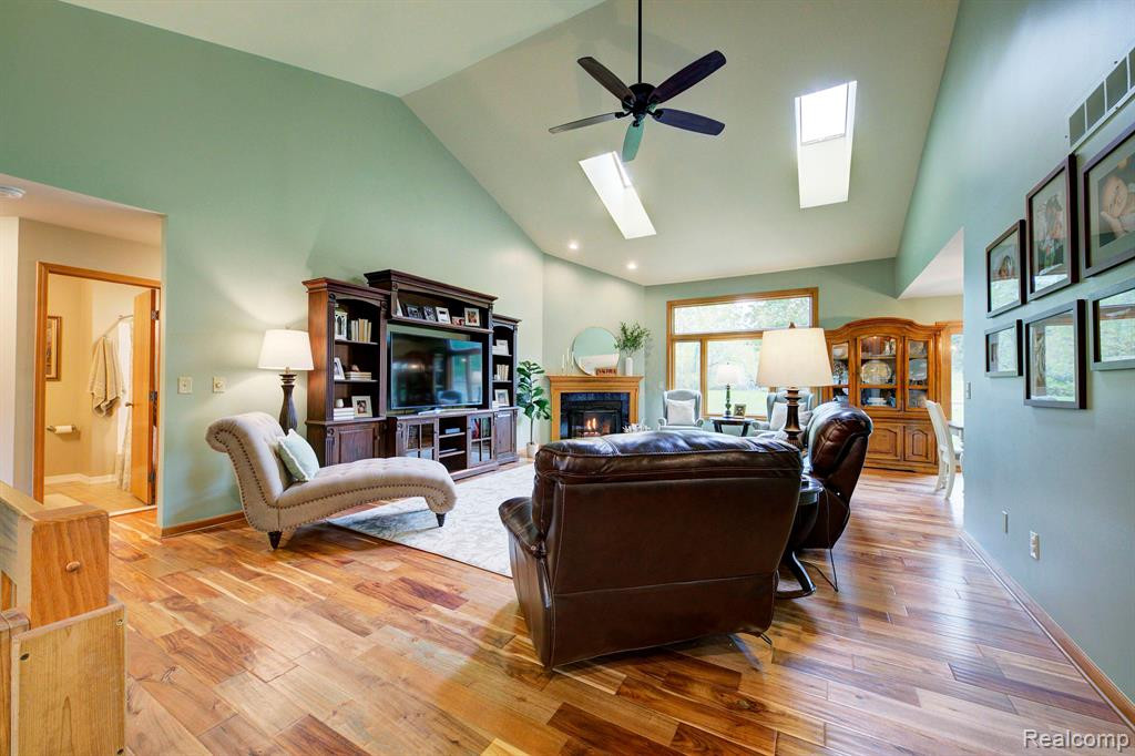 5444 GREENVIEW Drive, Clarkston, MI 48348 — Photo 12