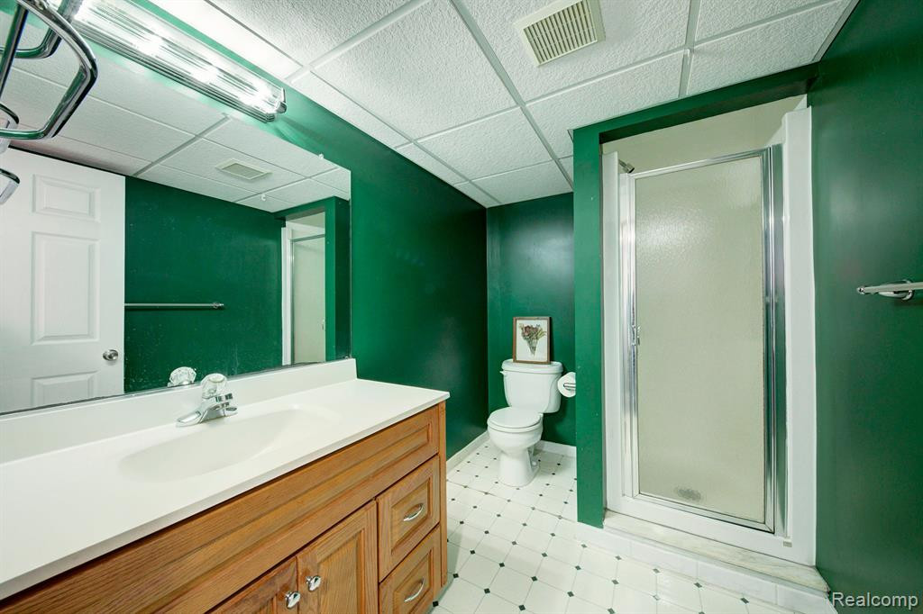 5444 GREENVIEW Drive, Clarkston, MI 48348 — Photo 42