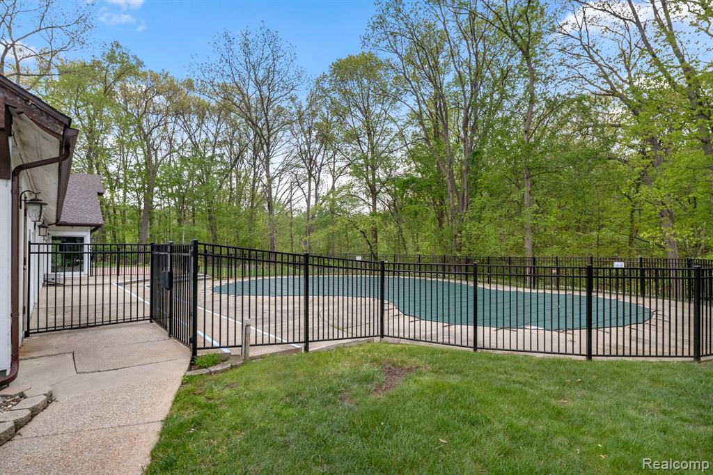 7650 WOODVIEW Street, 1, Westland, MI — Photo 32