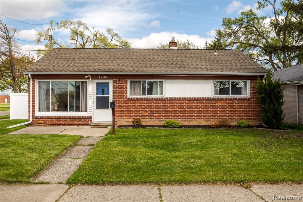 4205 16TH Street, Wyandotte, MI 48192 — front exterior