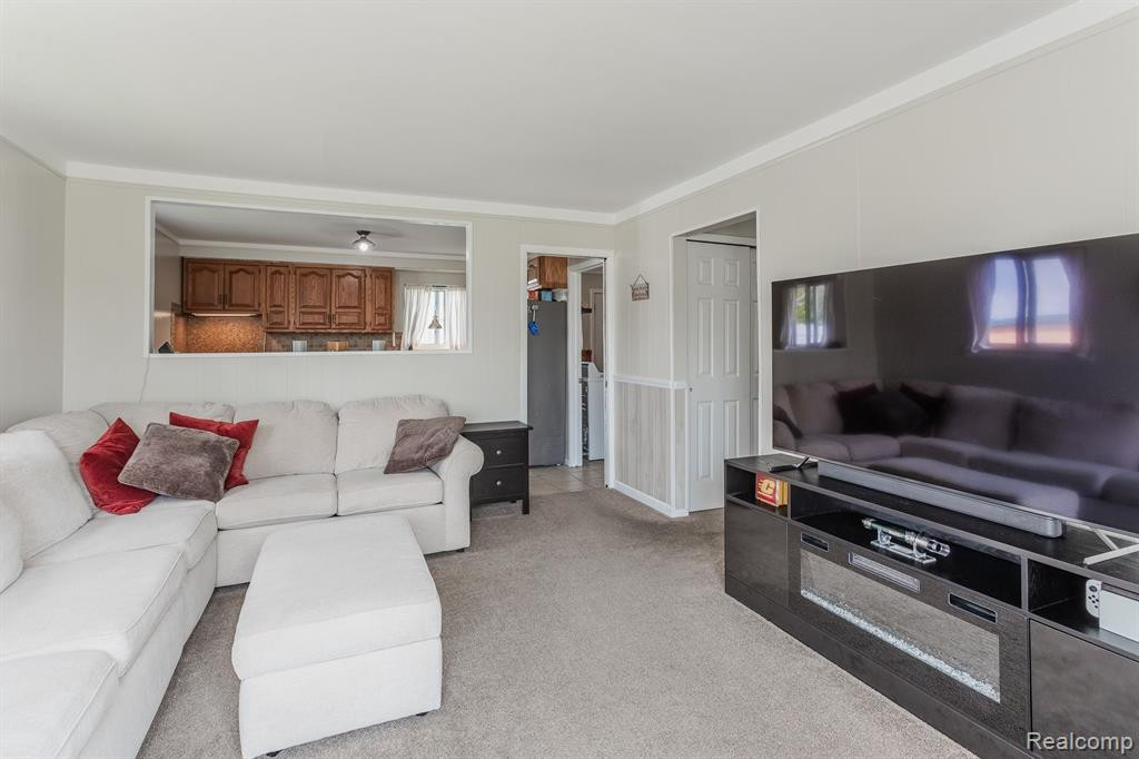 4205 16TH Street, Wyandotte, MI 48192 — Photo 4