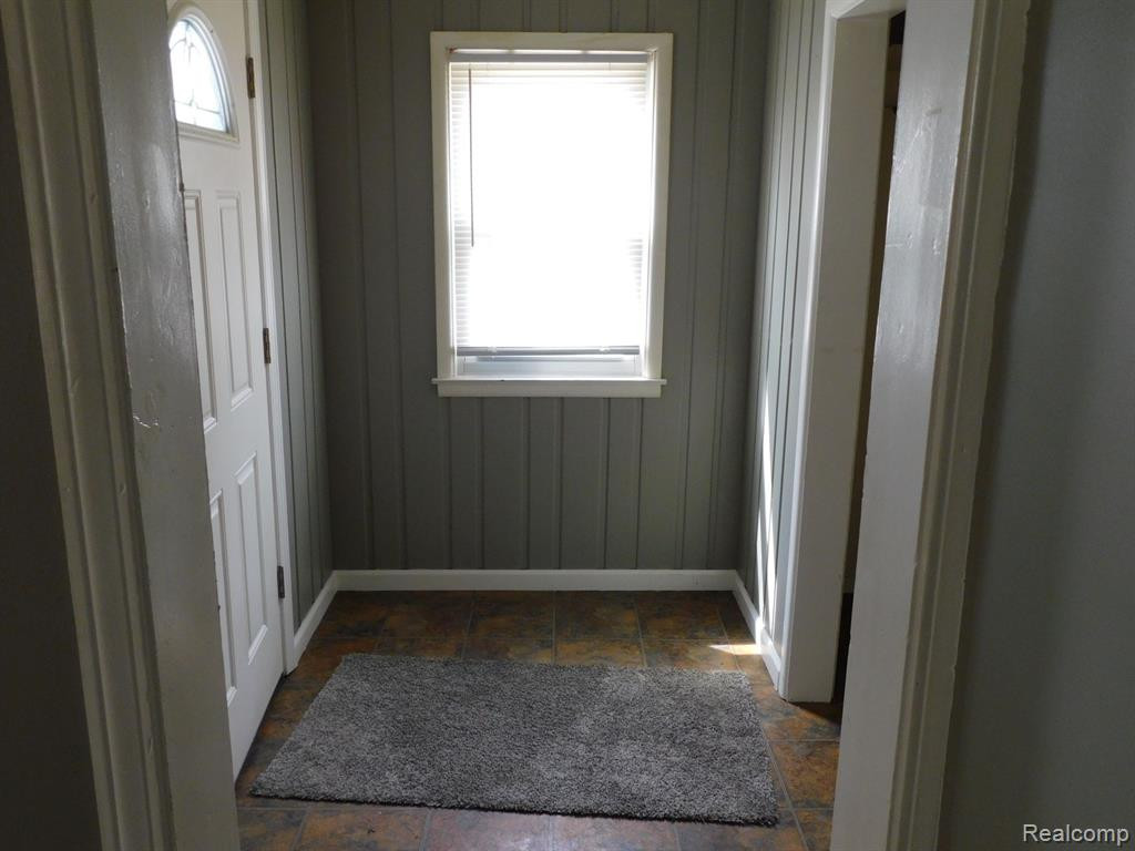 8087 CHALMERS Avenue, Warren, MI 48089 — Photo 3