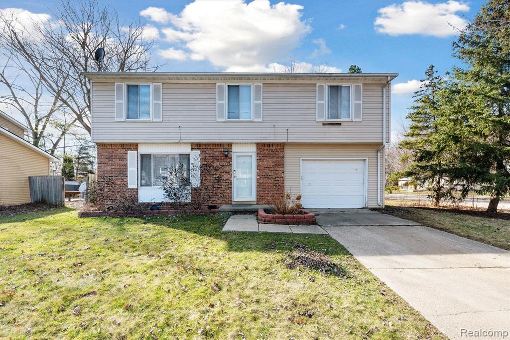 5852 S MOHAWK Avenue, Ypsilanti, MI 48197 — front exterior