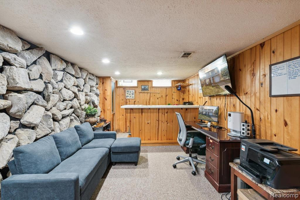5852 S MOHAWK Avenue, Ypsilanti, MI 48197 — Photo 19