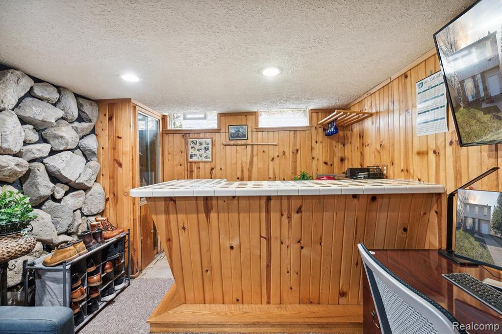 5852 S MOHAWK Avenue, Ypsilanti, MI 48197 — Photo 20