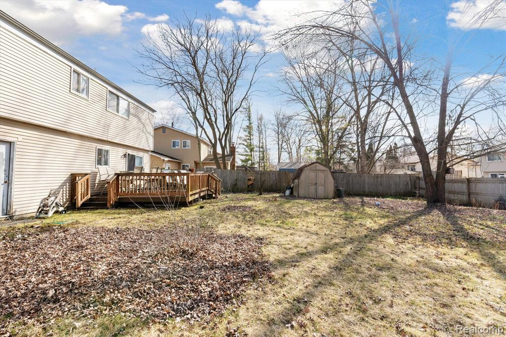 5852 S MOHAWK Avenue, Ypsilanti, MI 48197 — Photo 33