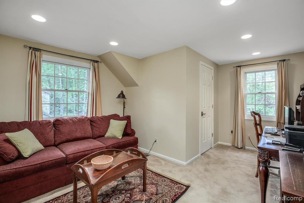 9025 Colony Farm Drive, Plymouth, MI 48170 — Photo 34
