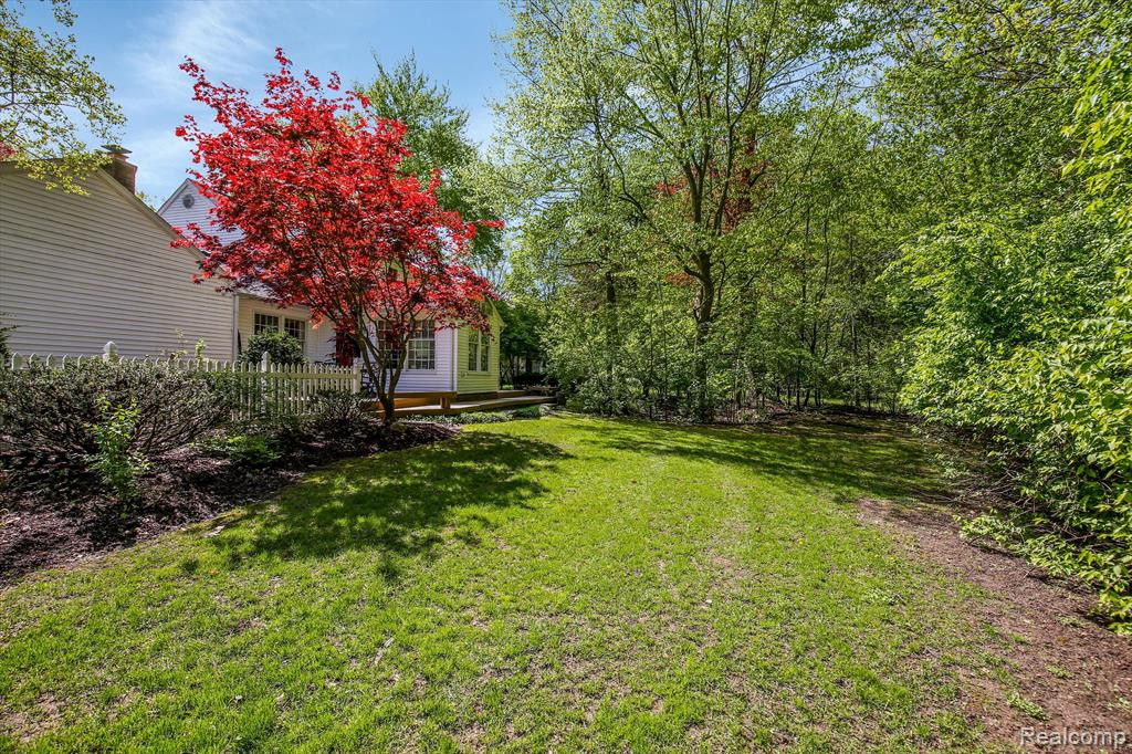 9025 Colony Farm Drive, Plymouth, MI 48170 — Photo 45