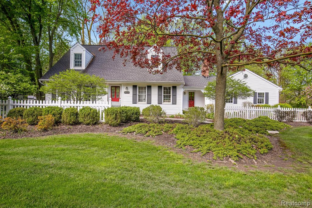 9025 Colony Farm Drive, Plymouth, MI 48170 — Photo 49