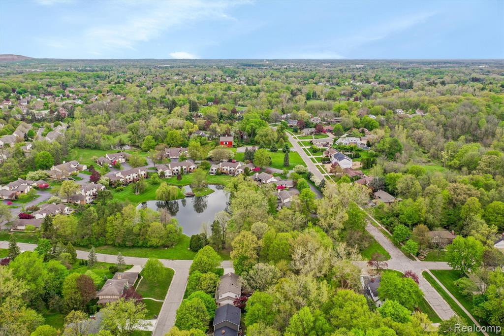 9025 Colony Farm Drive, Plymouth, MI 48170 — Photo 50