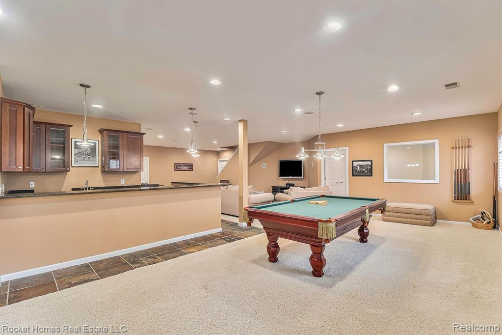 7368 Carlyle Crossing, West Bloomfield, MI — Photo 31