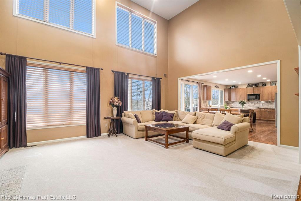 7368 Carlyle Crossing, West Bloomfield, MI — Photo 5