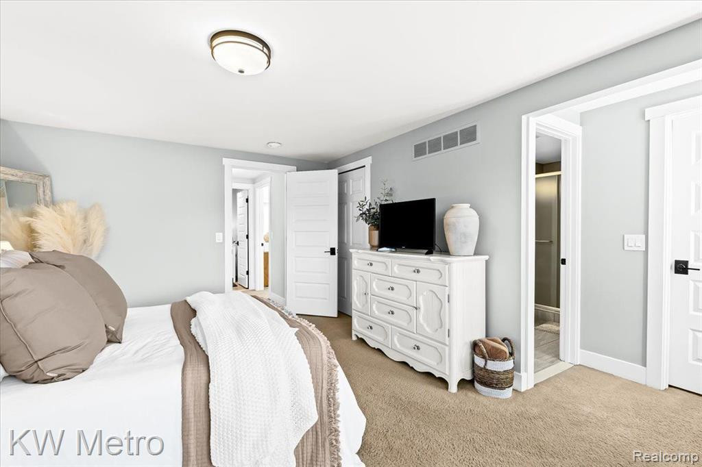 1118 WASHINGTON Circle, Northville, MI 48167 — Photo 19