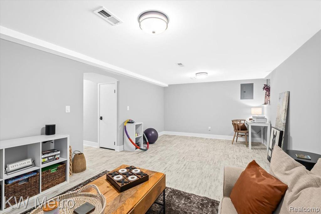 1118 WASHINGTON Circle, Northville, MI 48167 — Photo 26