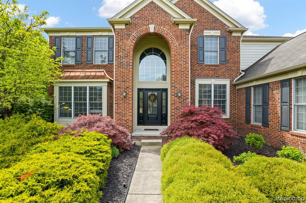 44427 WHITE PINE Circle E, Northville, MI 48168 — Photo 2