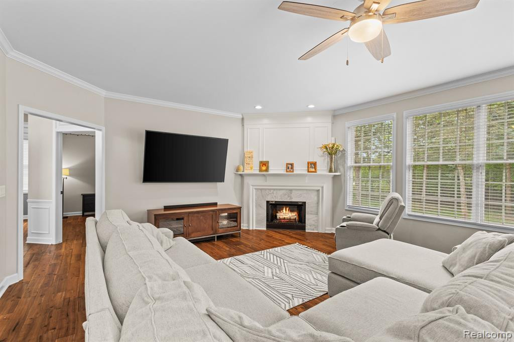 44427 WHITE PINE Circle E, Northville, MI 48168 — Photo 8