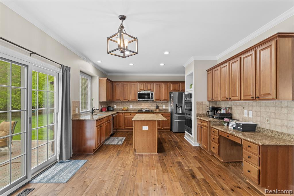 44427 WHITE PINE Circle E, Northville, MI 48168 — Photo 13