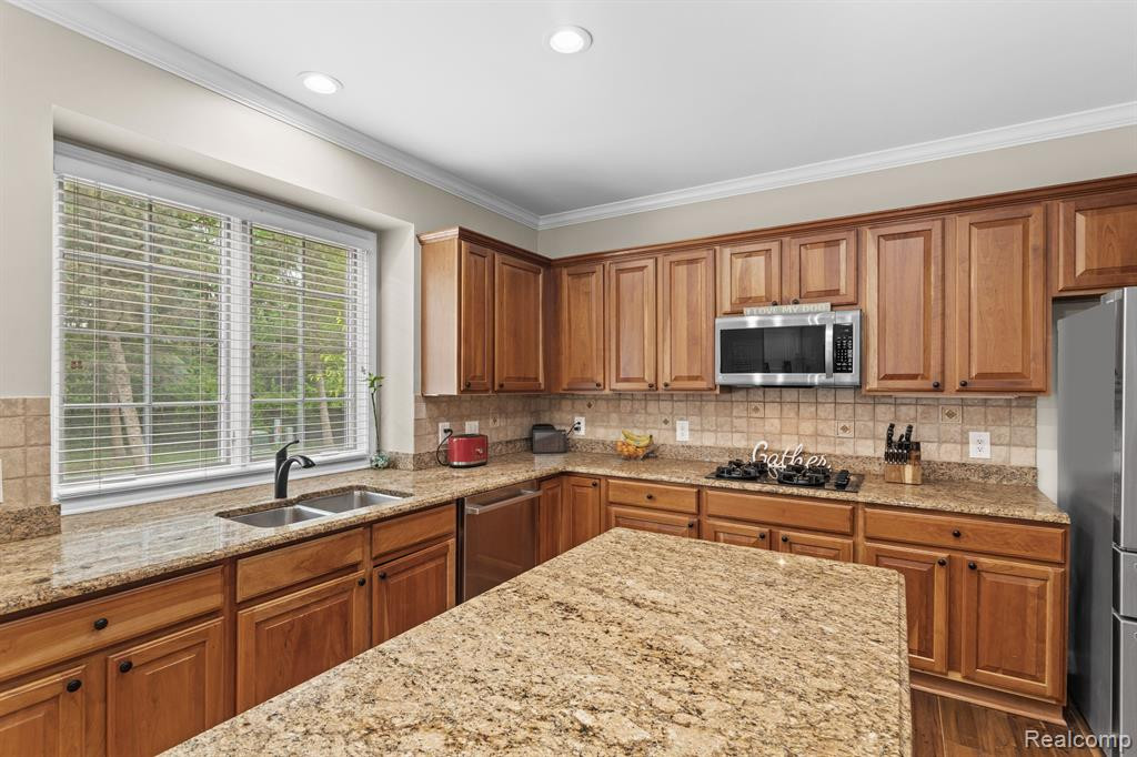 44427 WHITE PINE Circle E, Northville, MI 48168 — Photo 15