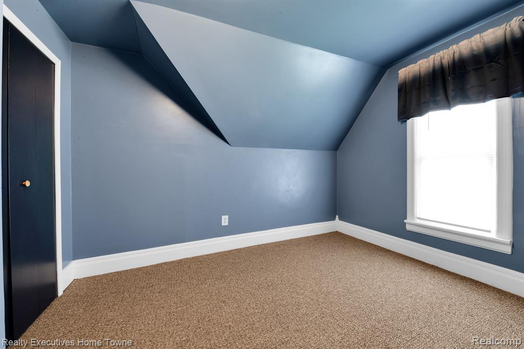 108 S WALKER Street, Capac, MI 48014 — Photo 18