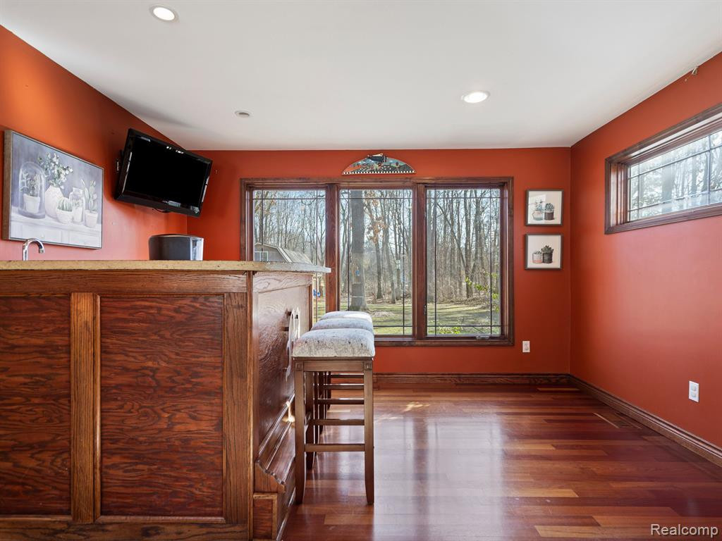 5040 EAGLE Road, White Lake, MI 48383 — Photo 16