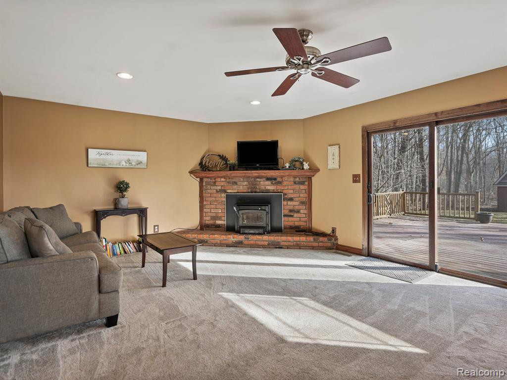 5040 EAGLE Road, White Lake, MI 48383 — Photo 24
