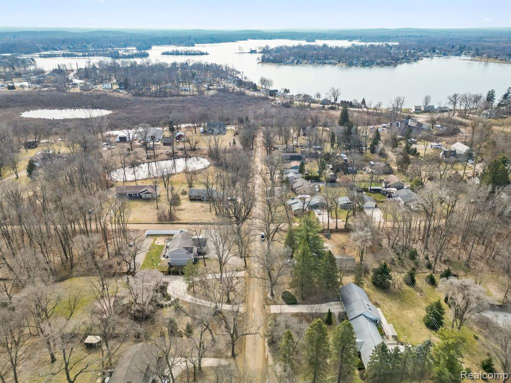 5040 EAGLE Road, White Lake, MI 48383 — Photo 57