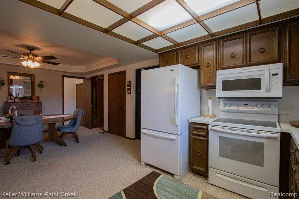 47501 LIBERTY Drive, Shelby Twp, MI 48315 — Photo 12