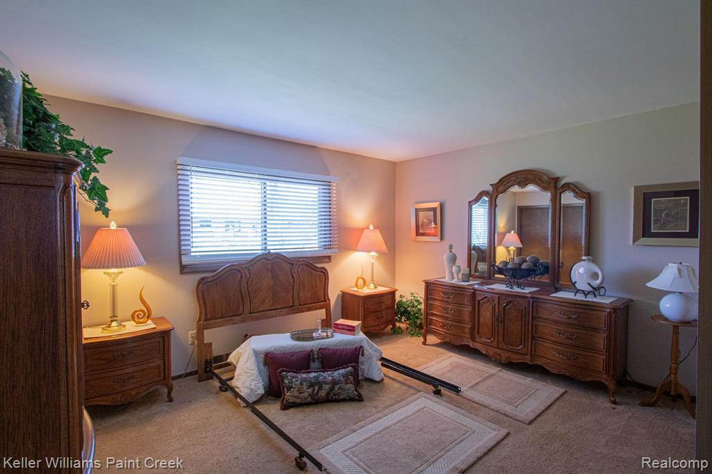 47501 LIBERTY Drive, Shelby Twp, MI 48315 — Photo 15
