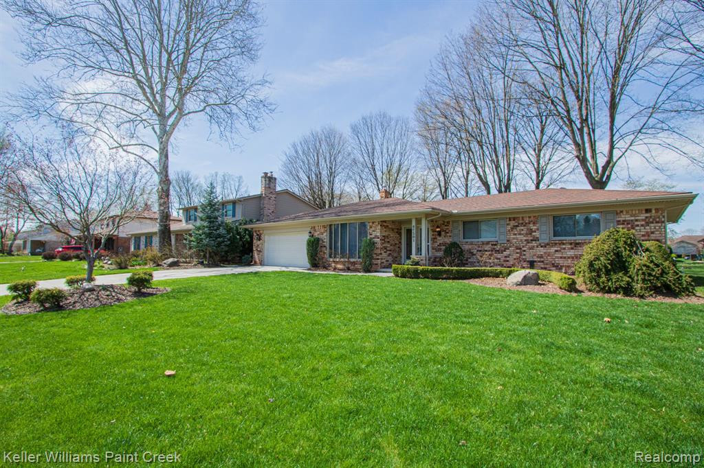 47501 LIBERTY Drive, Shelby Twp, MI 48315 — Photo 29
