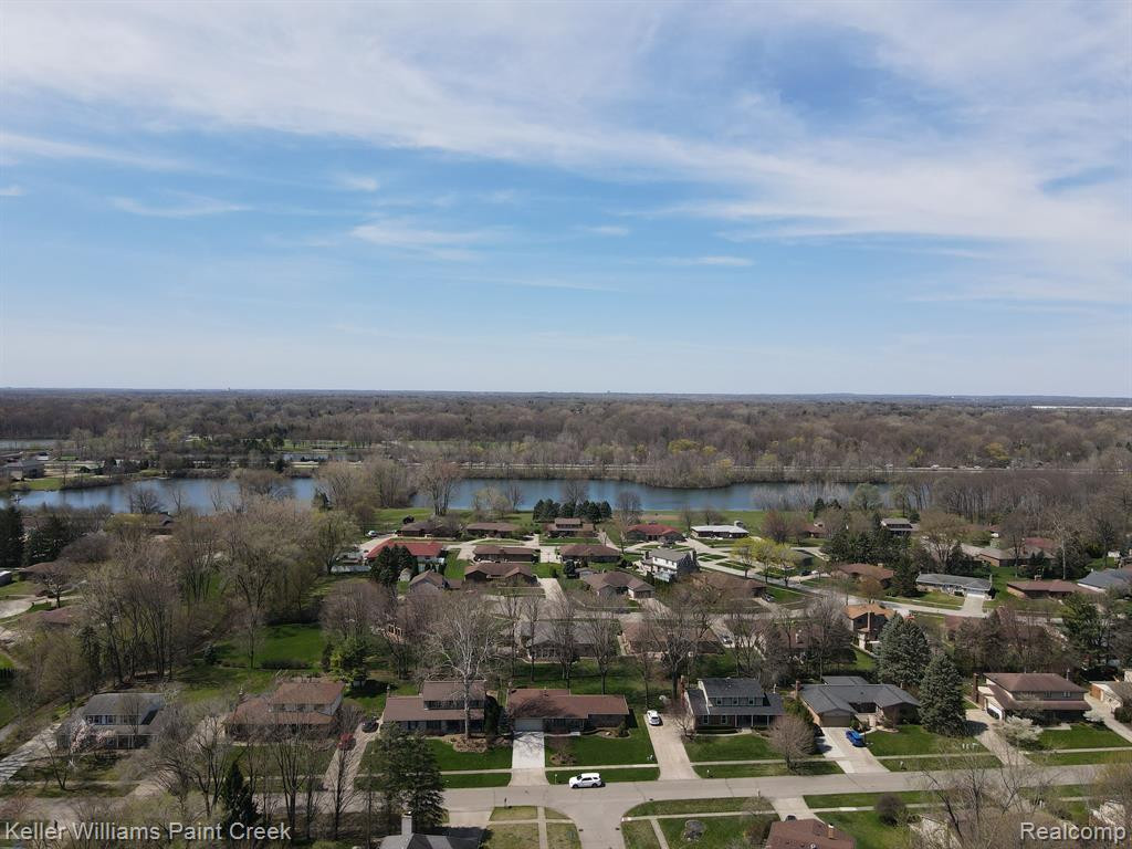 47501 LIBERTY Drive, Shelby Twp, MI 48315 — Photo 38