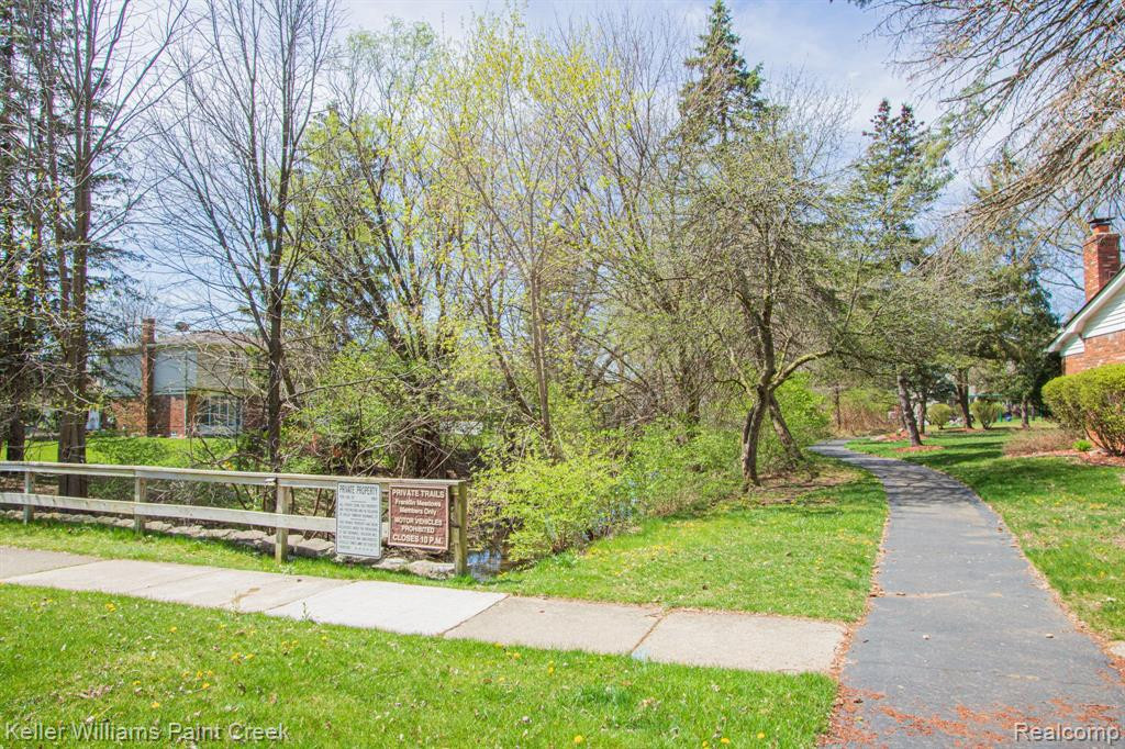 47501 LIBERTY Drive, Shelby Twp, MI 48315 — Photo 43