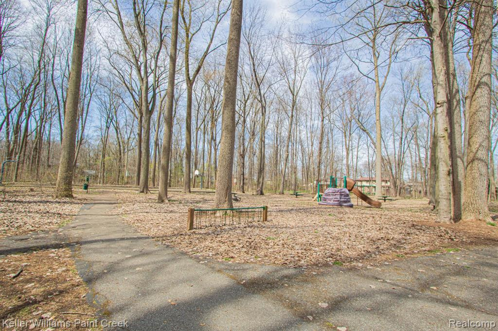 47501 LIBERTY Drive, Shelby Twp, MI 48315 — Photo 44