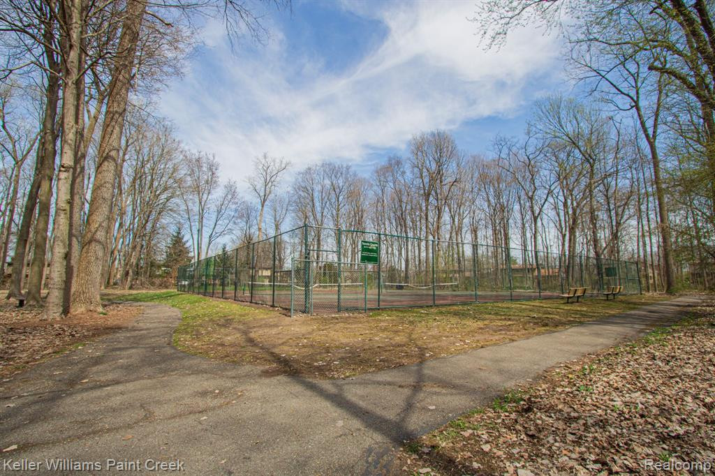 47501 LIBERTY Drive, Shelby Twp, MI 48315 — Photo 47