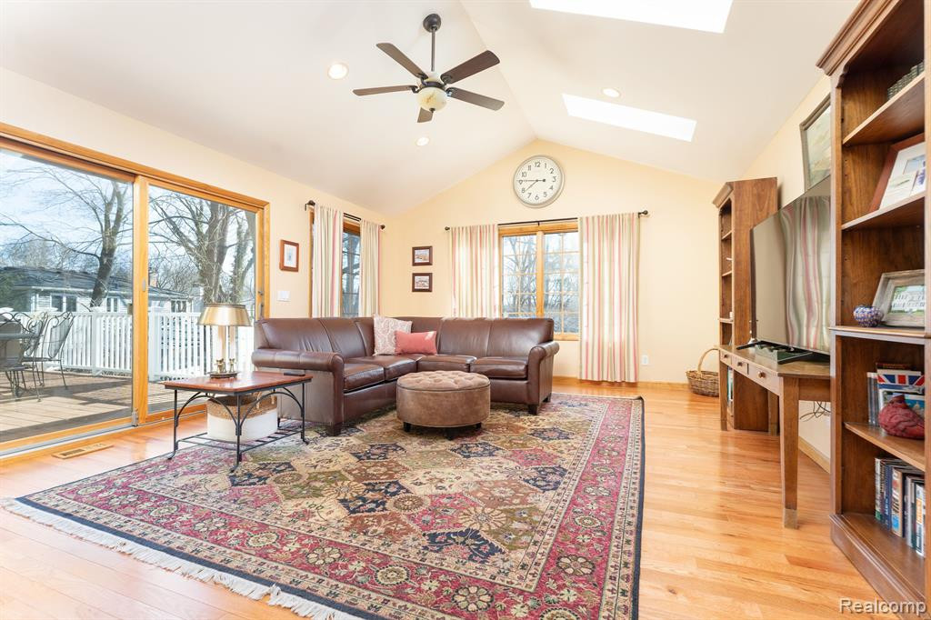 1088 HORTON Street, Northville, MI 48167 — Photo 9